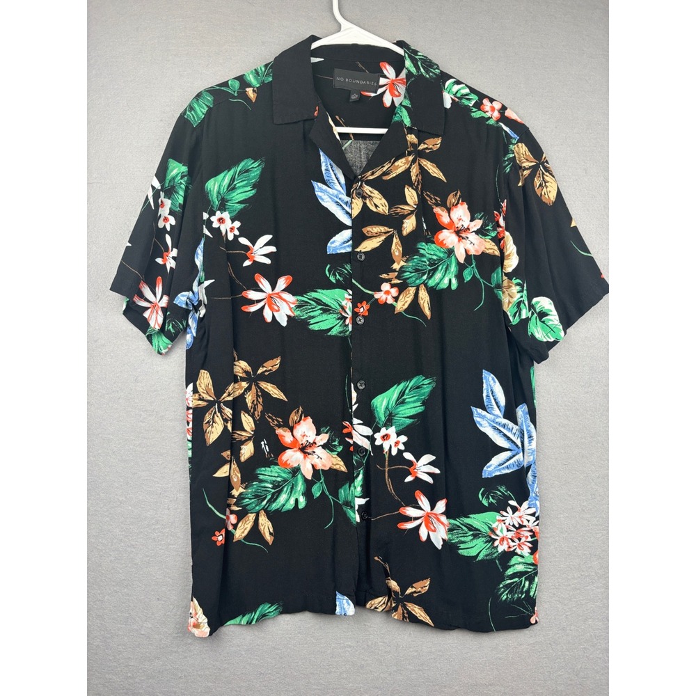 No Boundaries Shirt Mens M Floral Hawaiian Button‎ Front Tropical Boho Summer